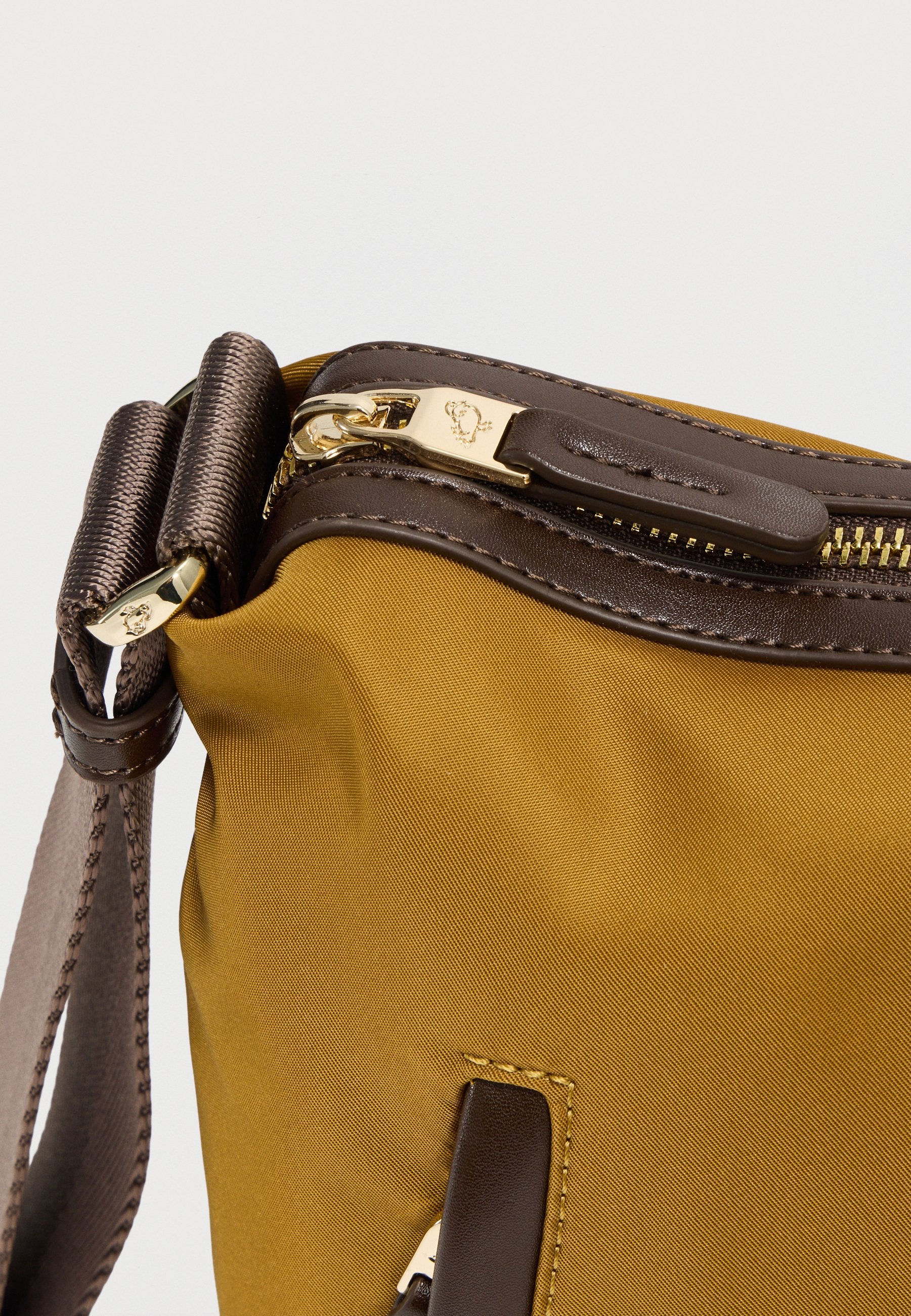Mandarina Duck HUNTER