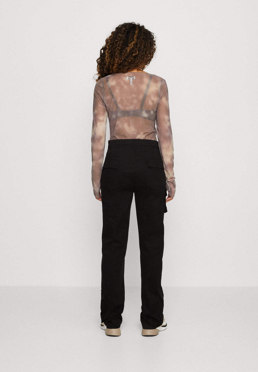Nicki Studios STRAIGHT POCKET PANTS