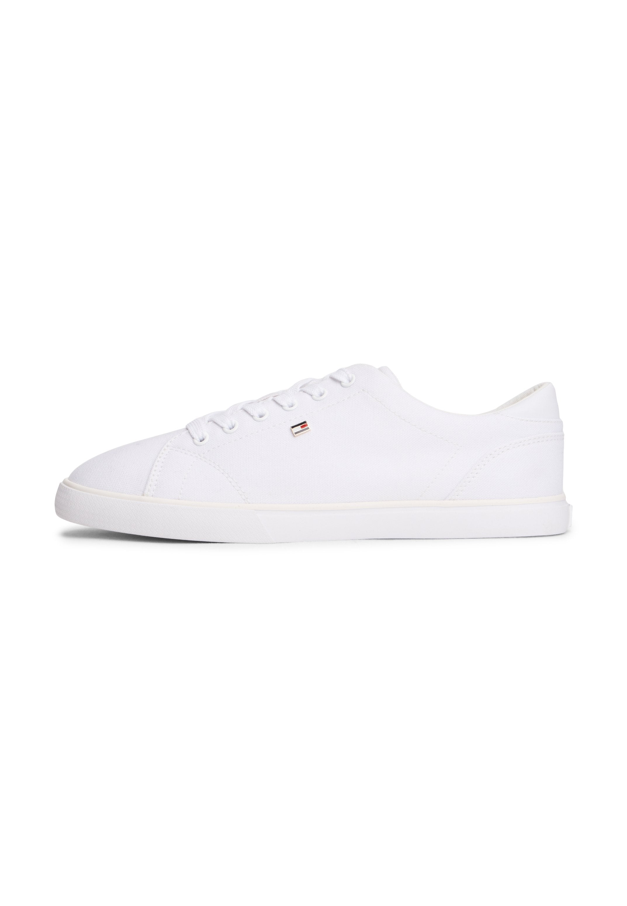 LOW PROFILE CANVAS LACE-UP TRAINERS Media 1