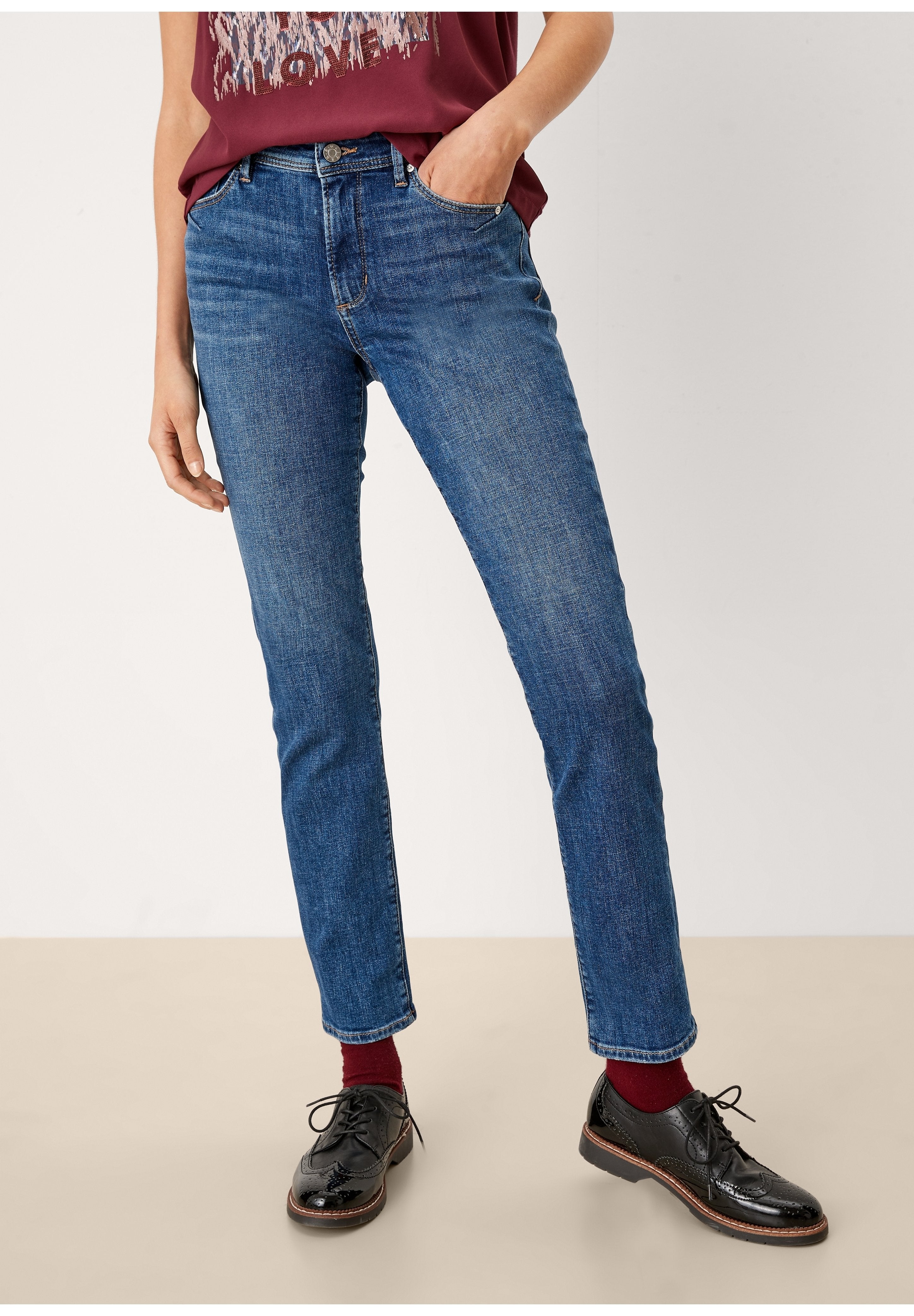 SLIM LEGS Media 3
