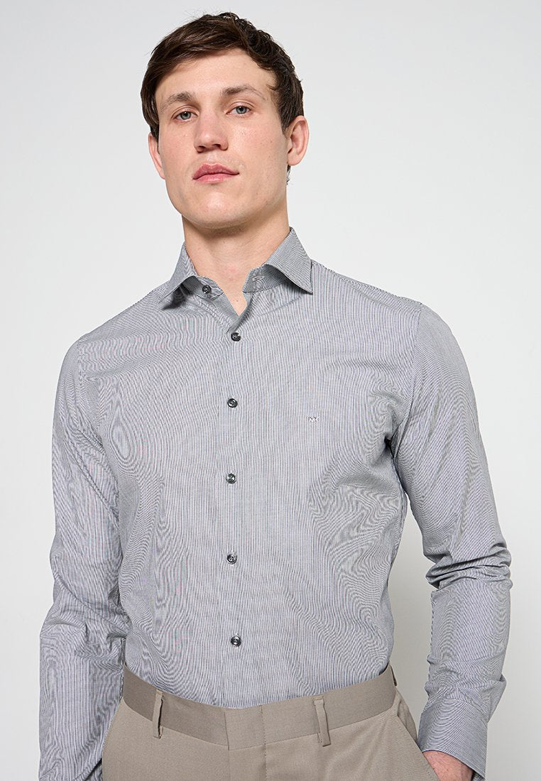 Michael Kors SLIM FIT