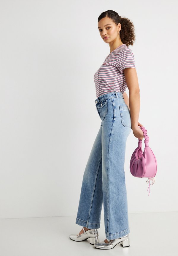 Gina Tricot FRONT POCKET