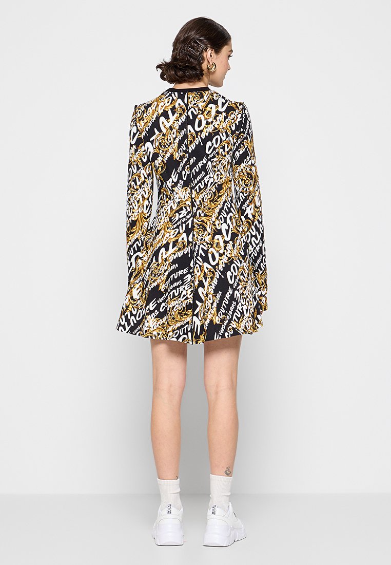 Versace Jeans Couture