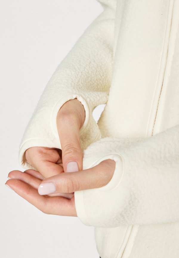 Peak Performance ZIP JACKET