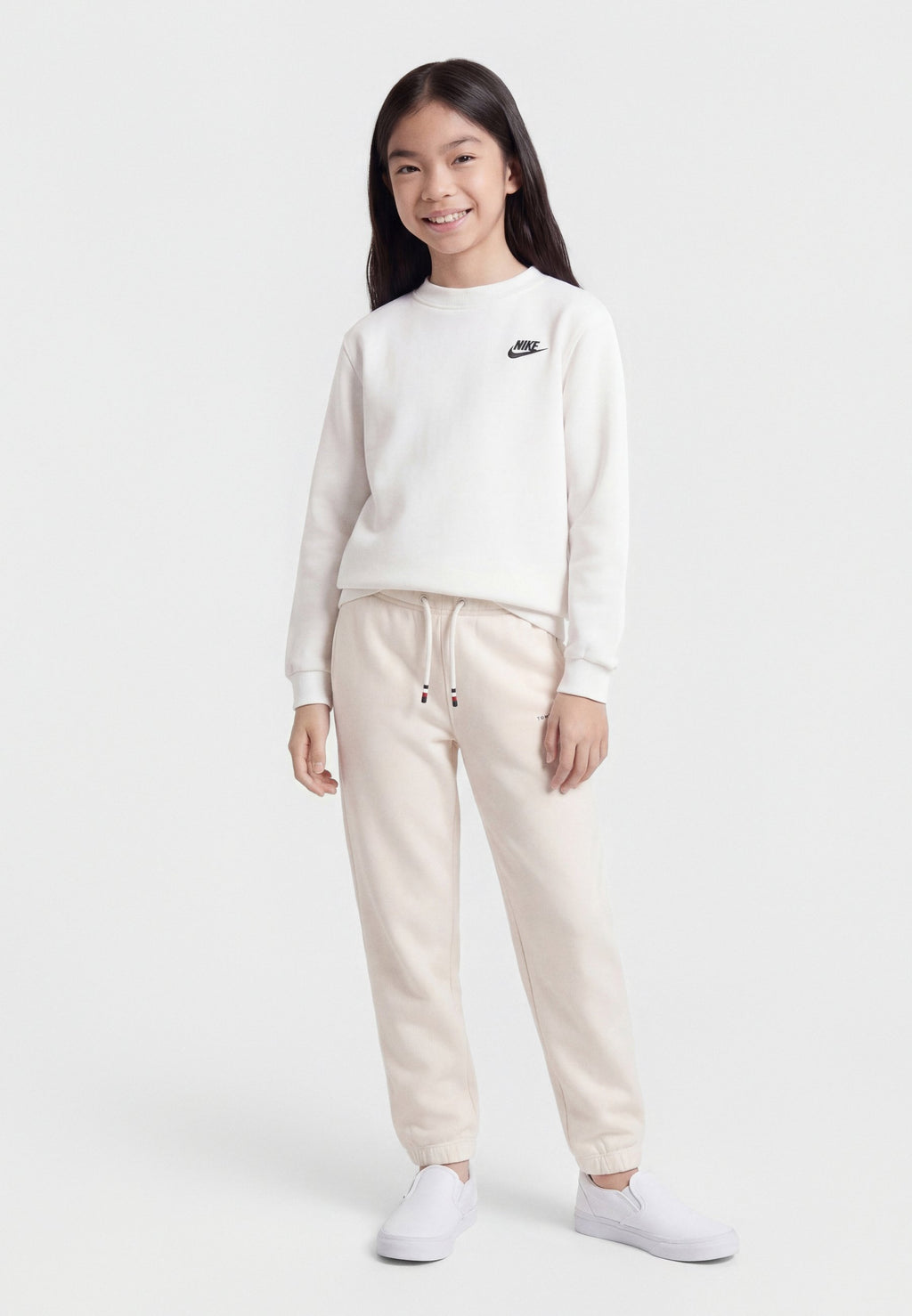 MINI CORP UNISEX Media 2