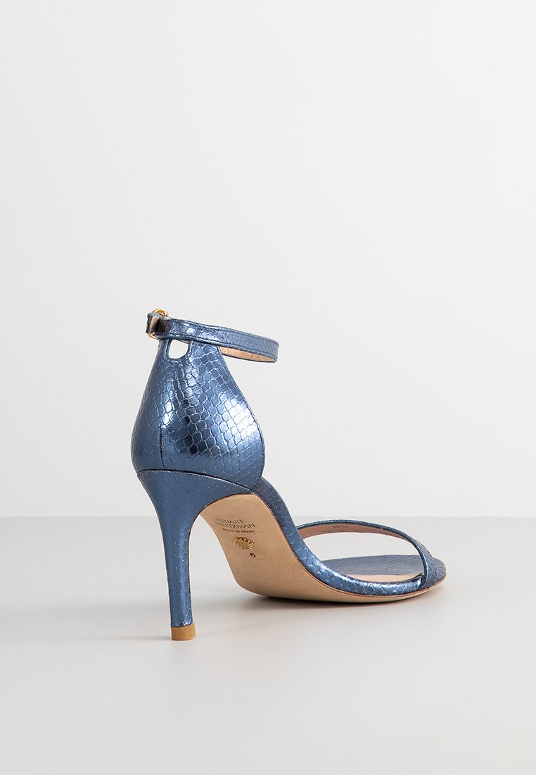 Stuart Weitzman NUNAKEDSTRAIGHT