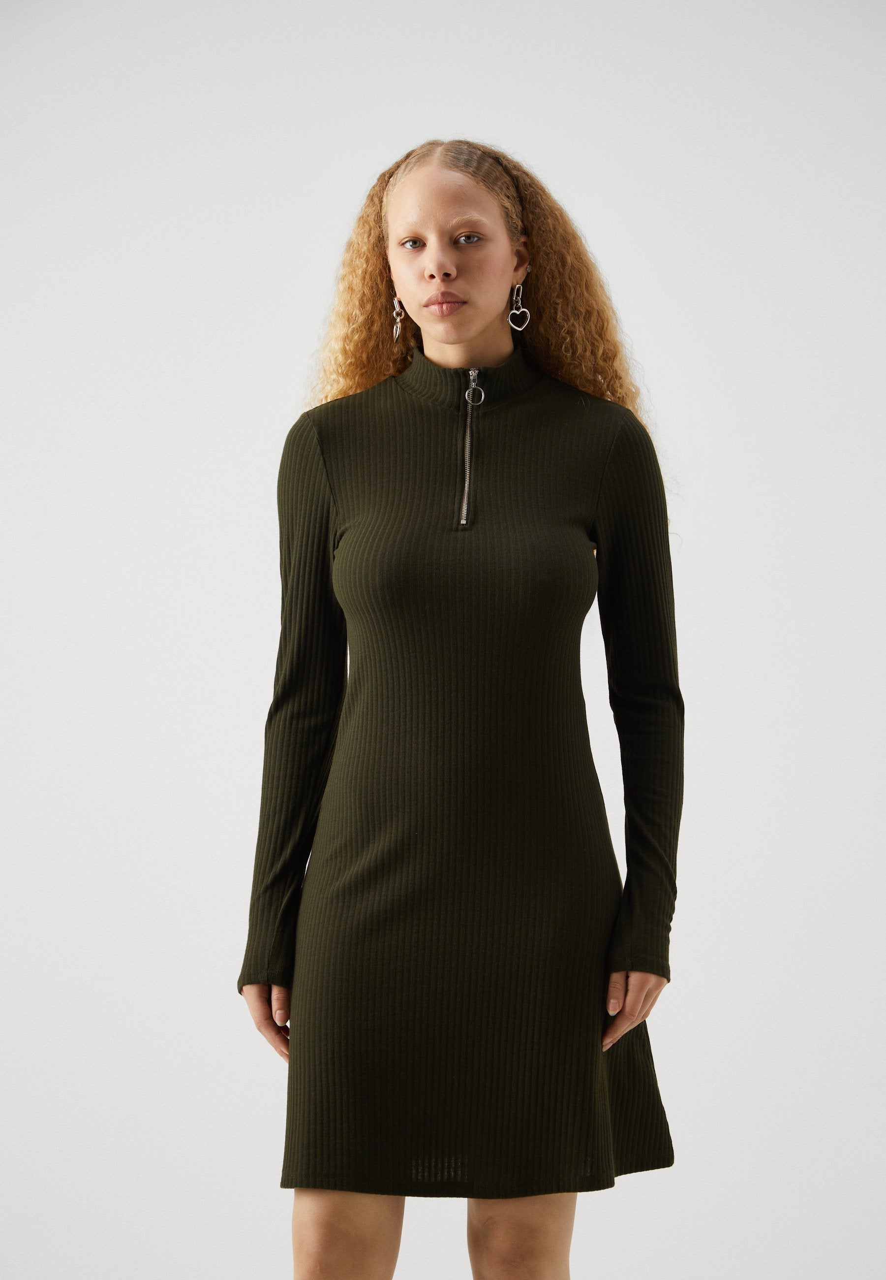 ONLNELLA HALF ZIP DRESS Media 3