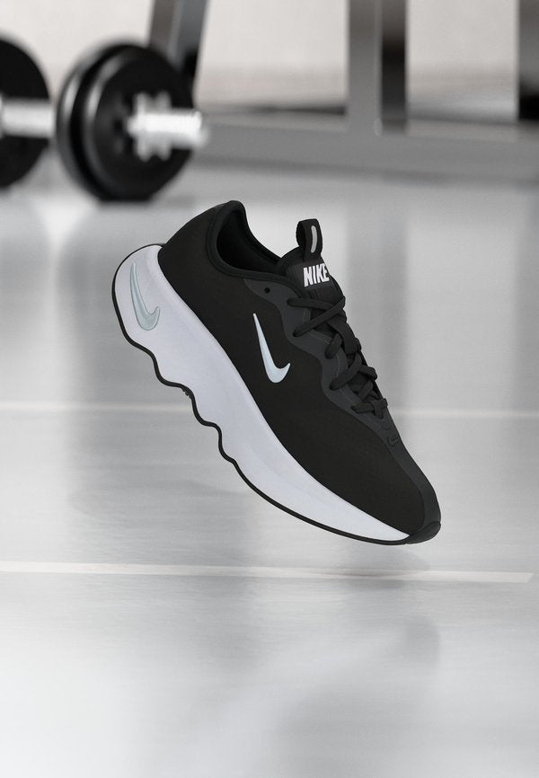 Nike Performance MOTIVA 2 - Training shoe - black/white/pure platinum-coloured