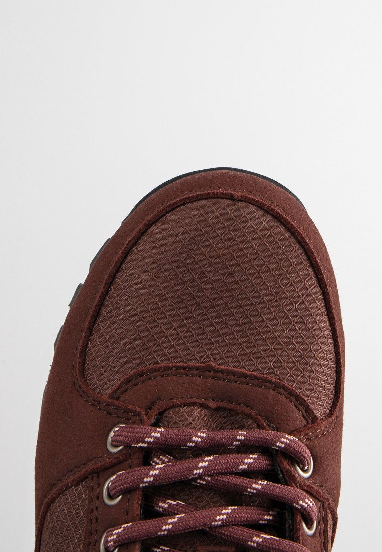 Aigle PLUTNO