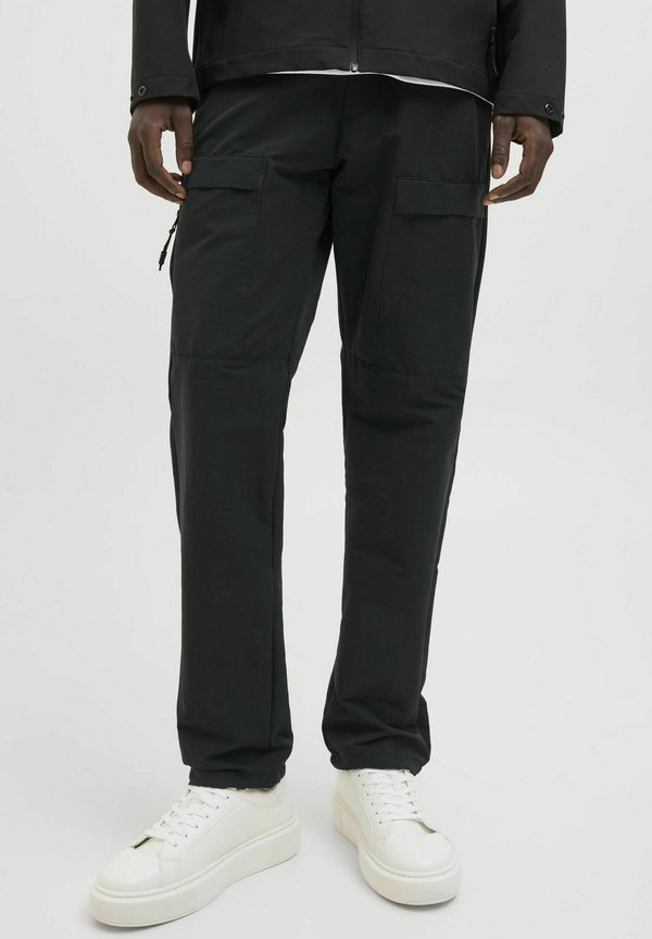 Jack & Jones Joggers Relaxed Fit - Tracksuit bottoms - black