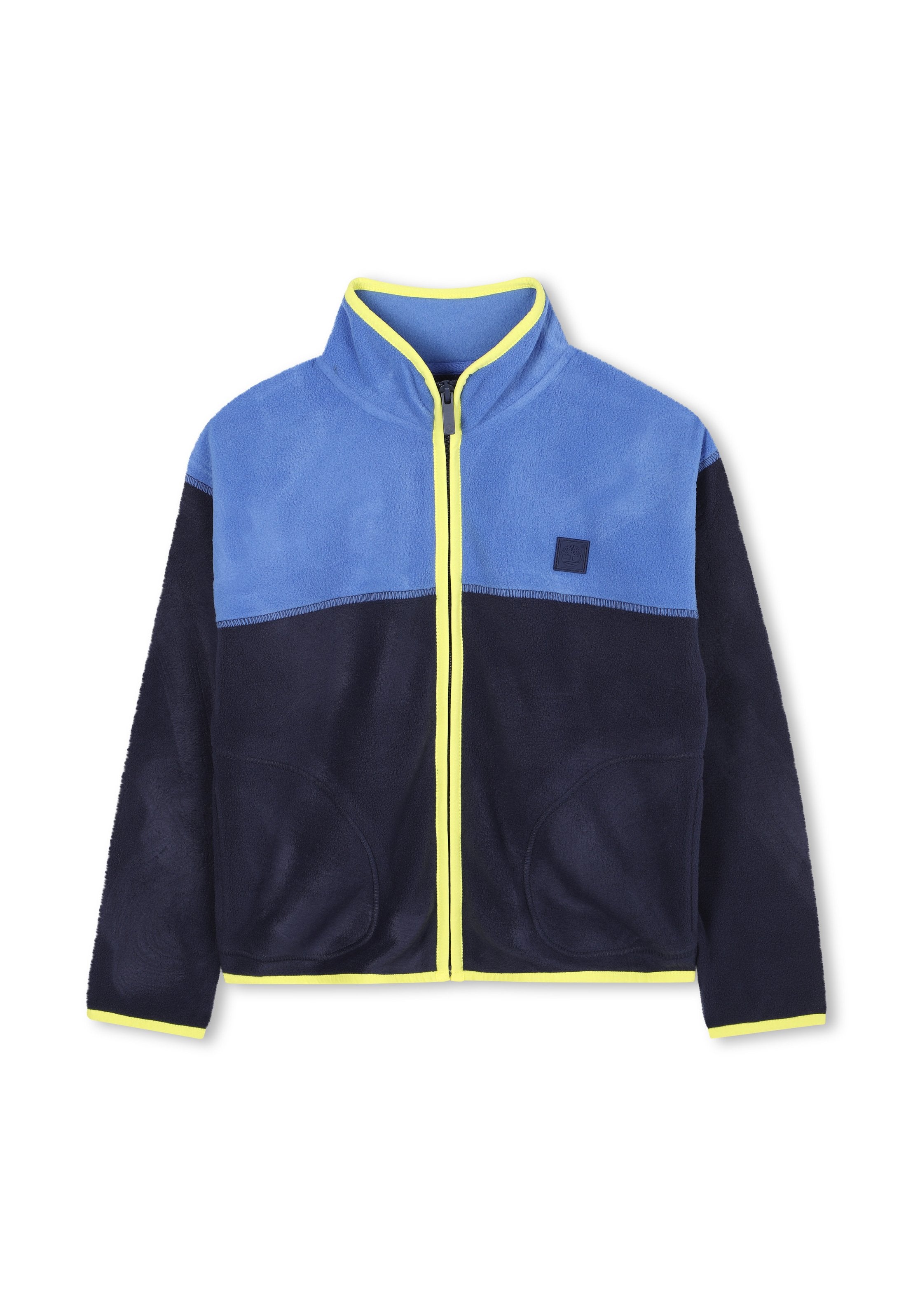 Fleecejacke mit einem blauen Oberteil und einem marineblauen Unterteil, mit einem gelben Reißverschluss und Akzenten sowie zwei Fronttaschen.