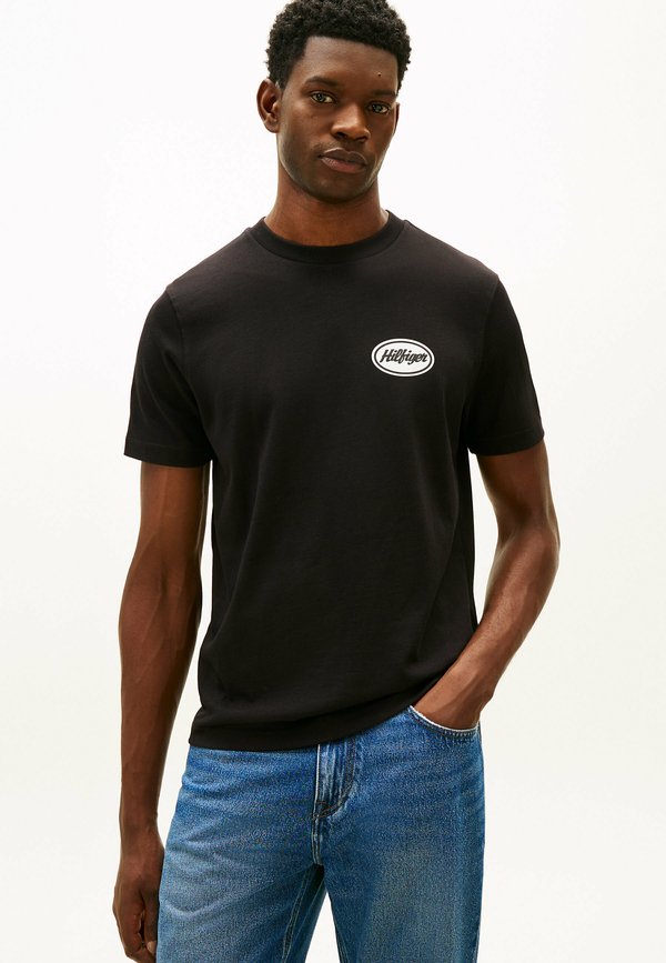 Tommy Hilfiger BACK GRAPHIC