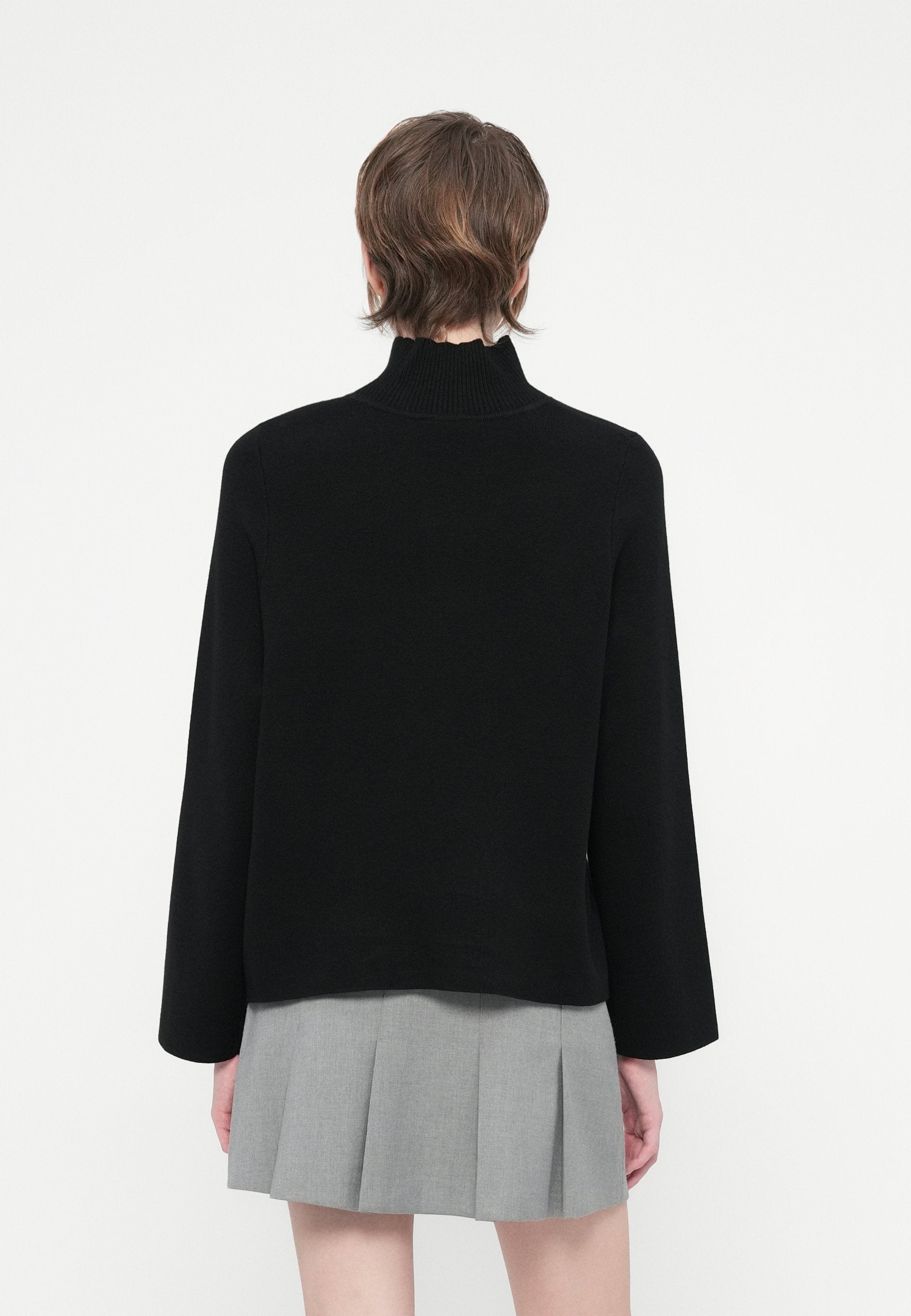 Object High Neck