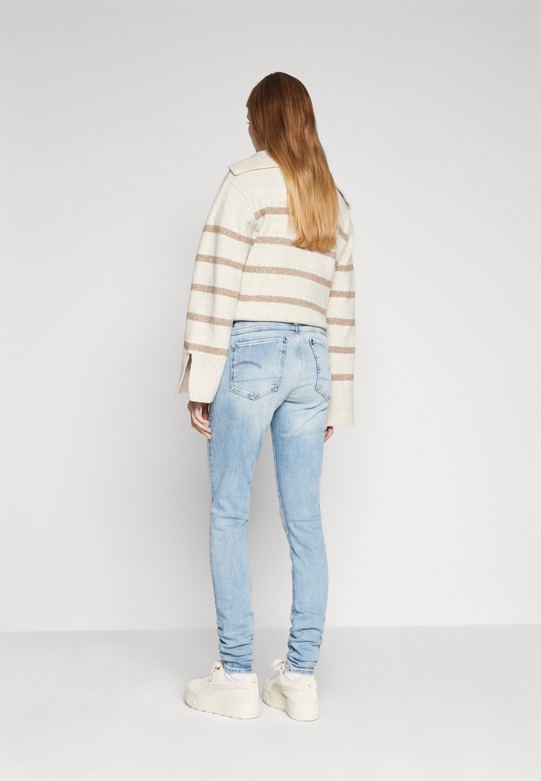 LHANA SKINNY Media 4