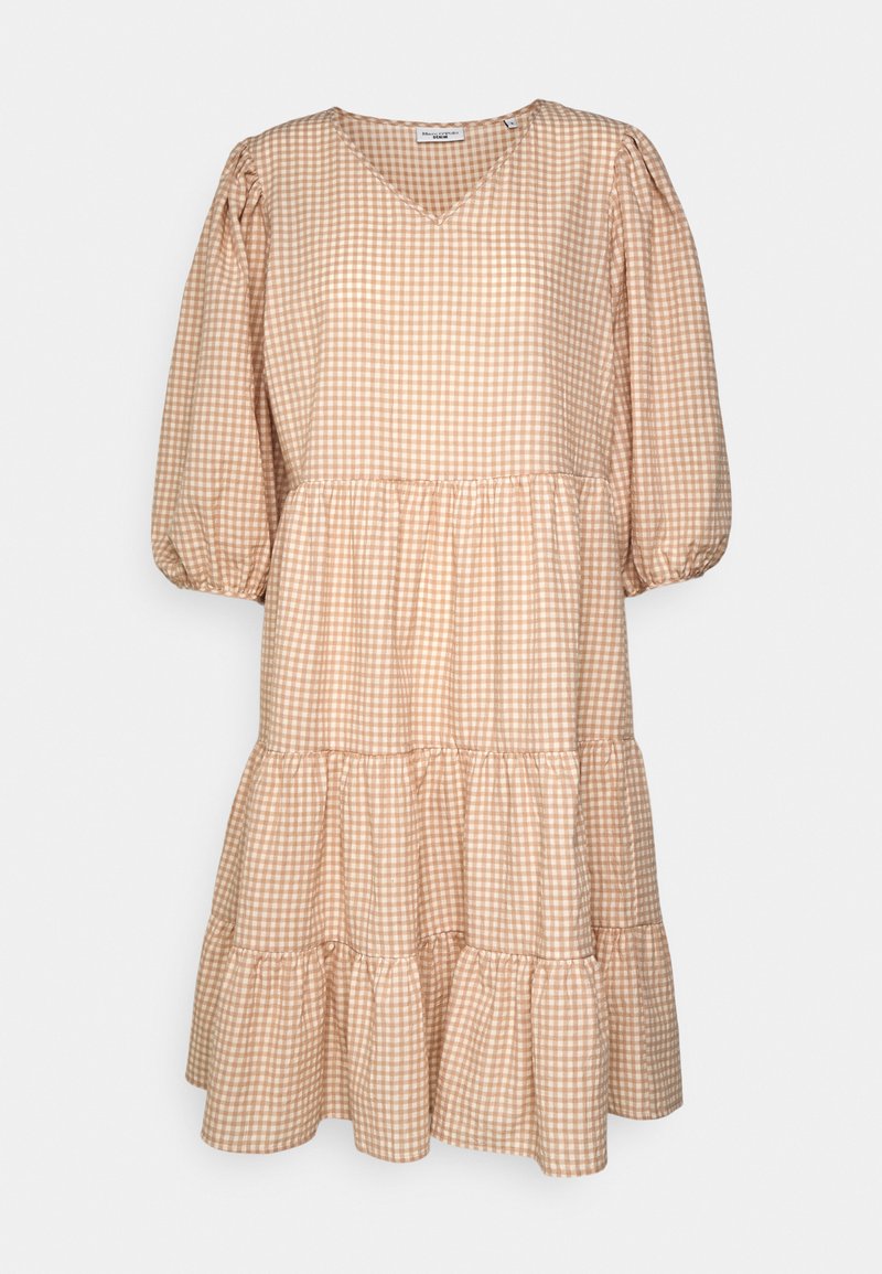 DRESS Media 1