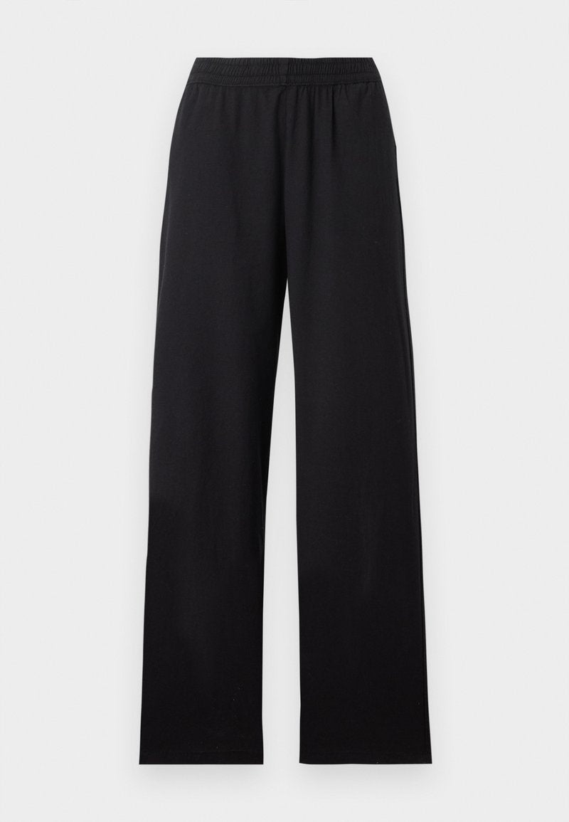 Schwarze Hose mit weitem Bein, elastischem Bund, flacher Vorderseite und langen geraden Beinen, vor einem schlichten hellen Hintergrund gezeigt.