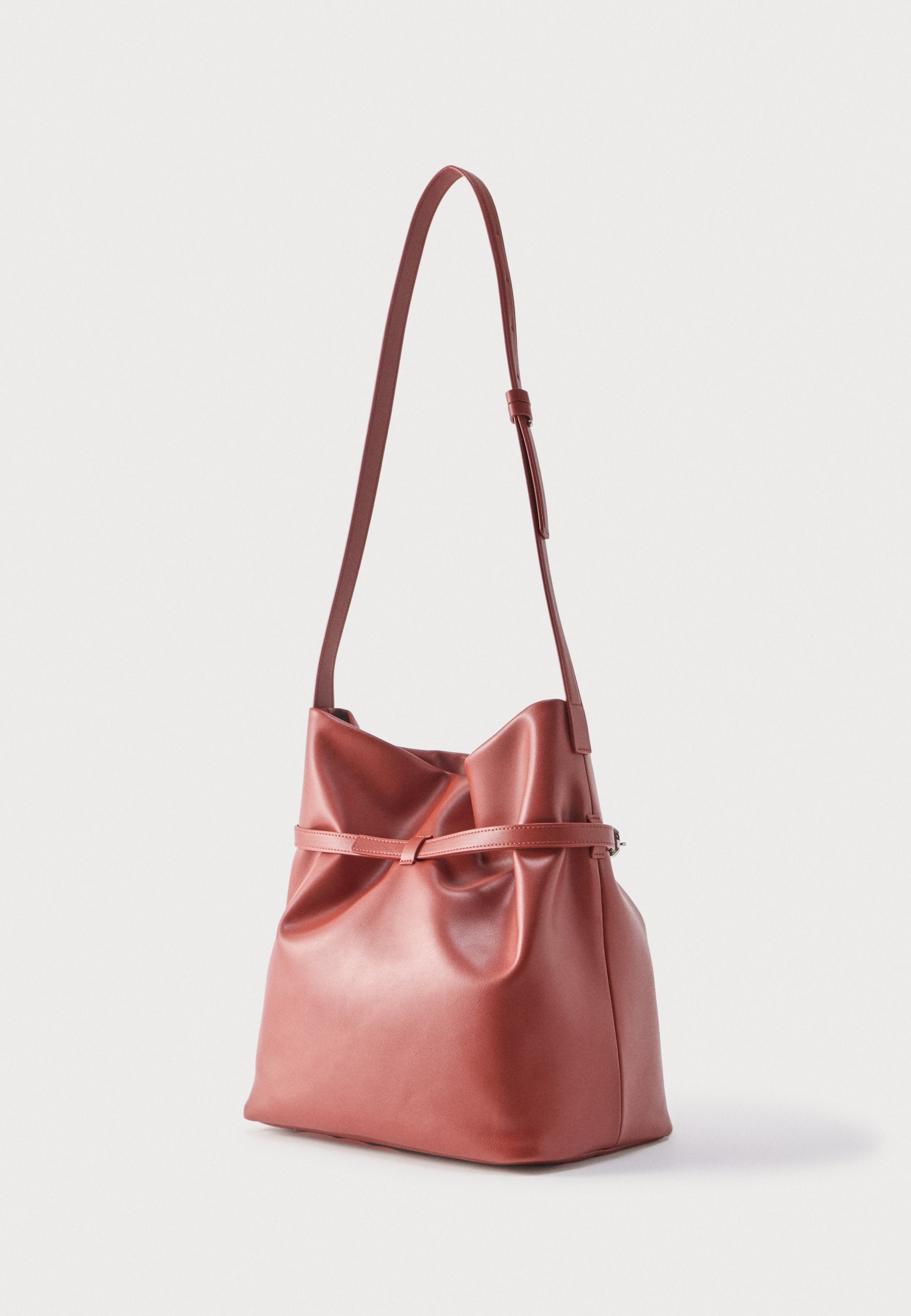 Emporio Armani DEVA BUCKET