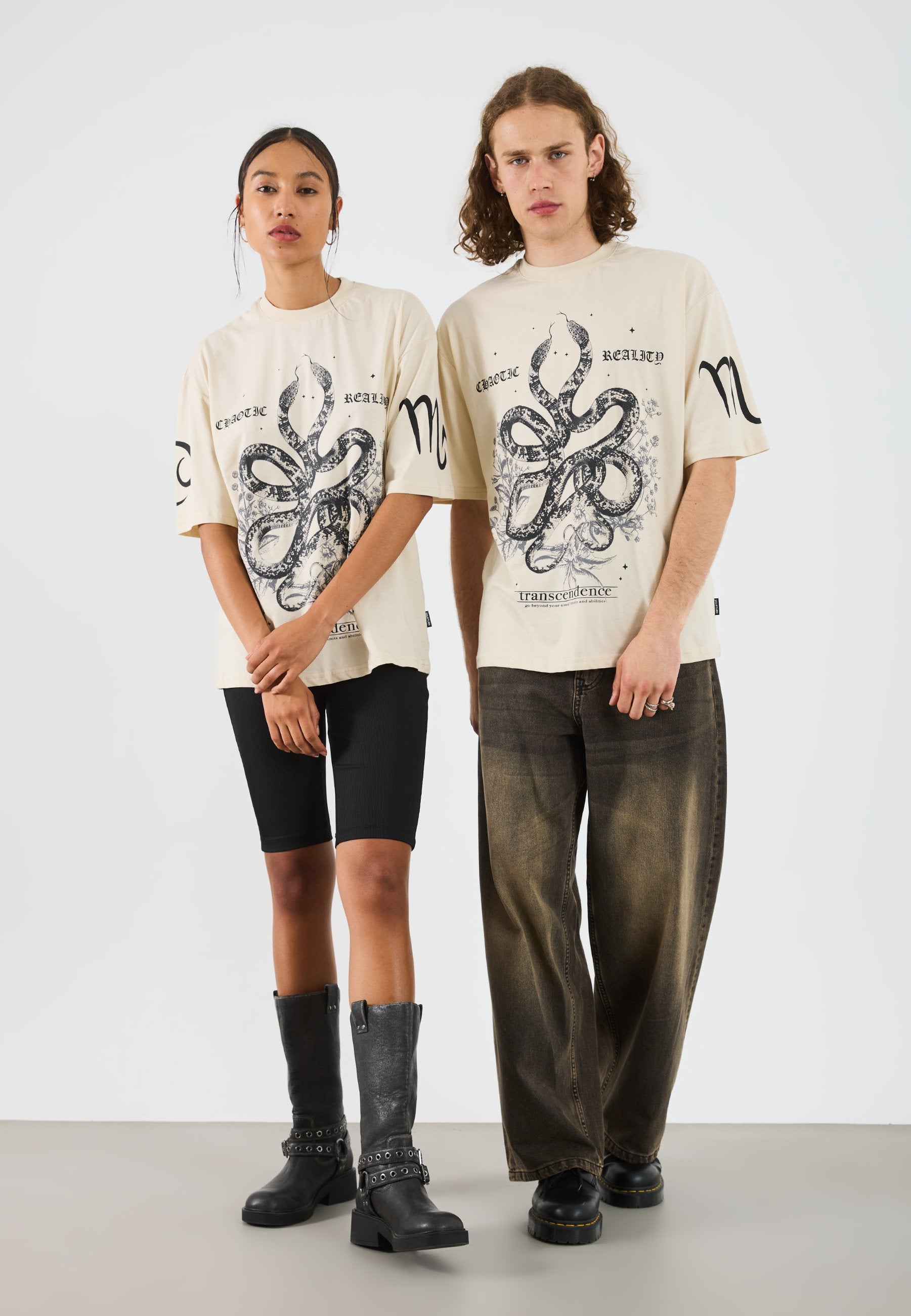 YOURTURN OVERSIZED FIT GRAPHIC