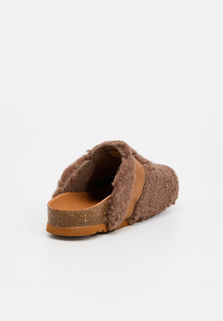 Scholl