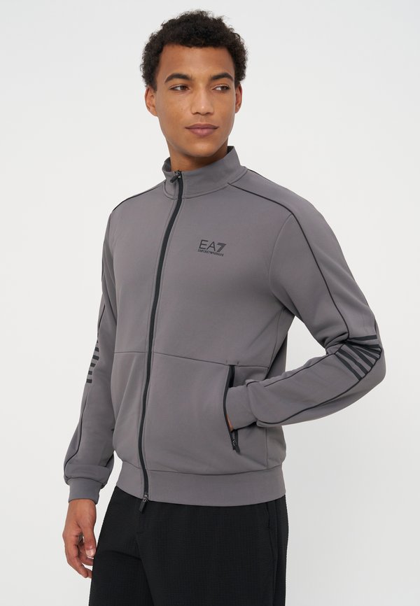 EA7 Emporio Armani