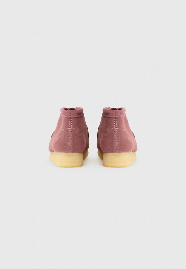 Clarks Originals WALLABEE