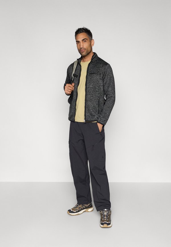 Pier One Sport by Zalando SPORTS FLEECE WITH HIGH NECK & ZIP POCKETS