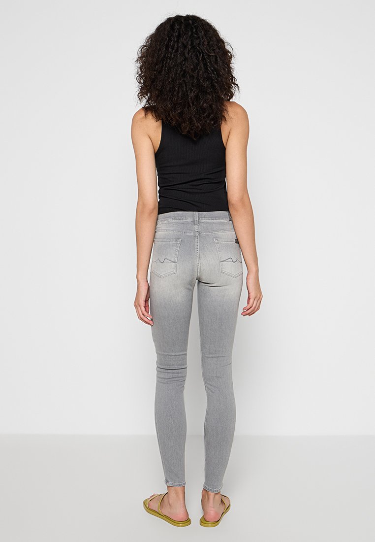 7 for all mankind FULLMOON