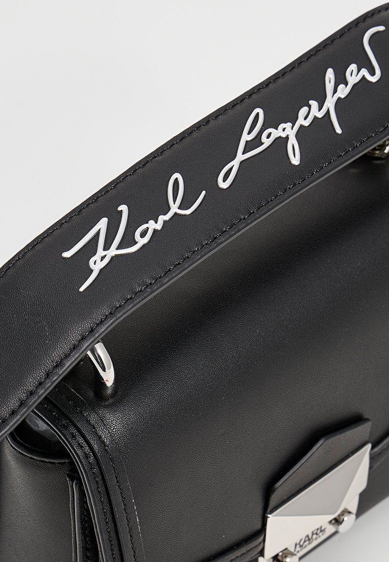 KARL LAGERFELD K/STYLE