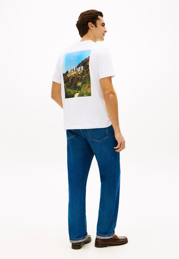 Tommy Hilfiger PHOTO PRINT JERSEY CREW NECK T-SHIRT