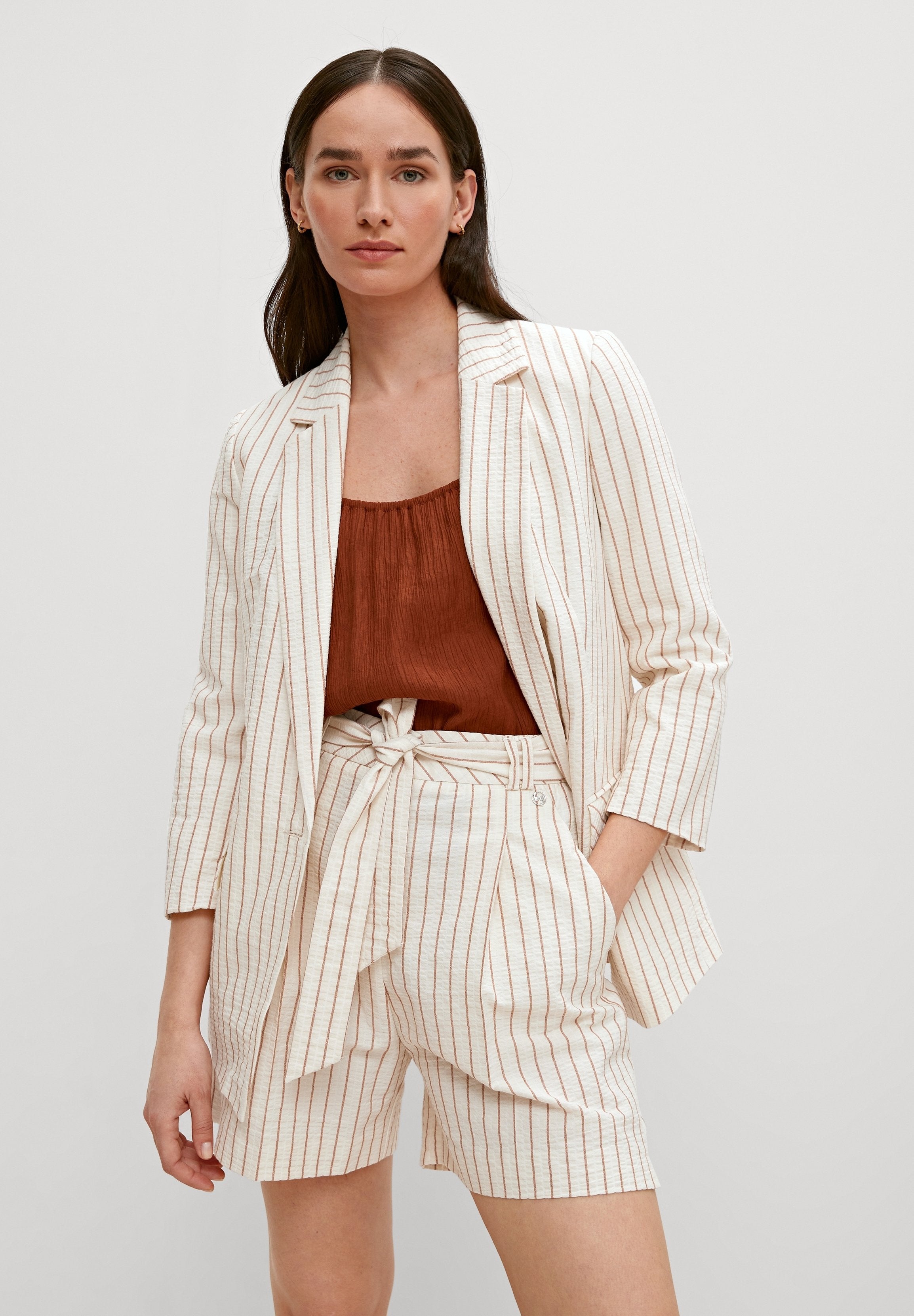 comma Blazer Media 3