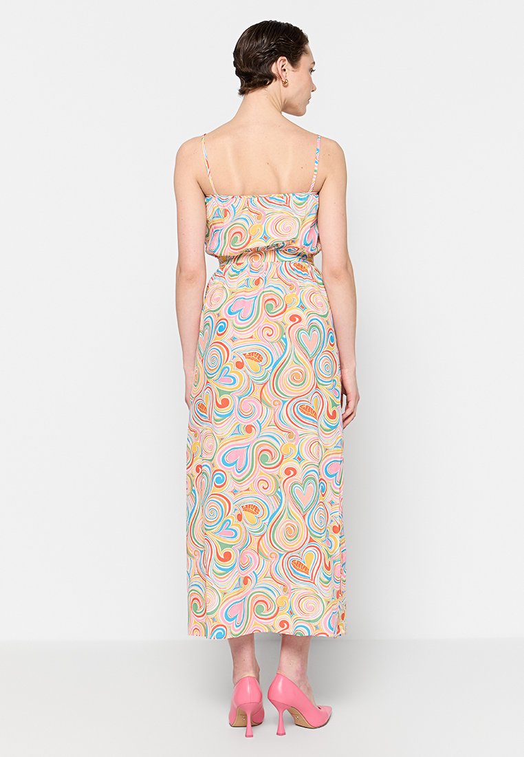 Love Moschino
