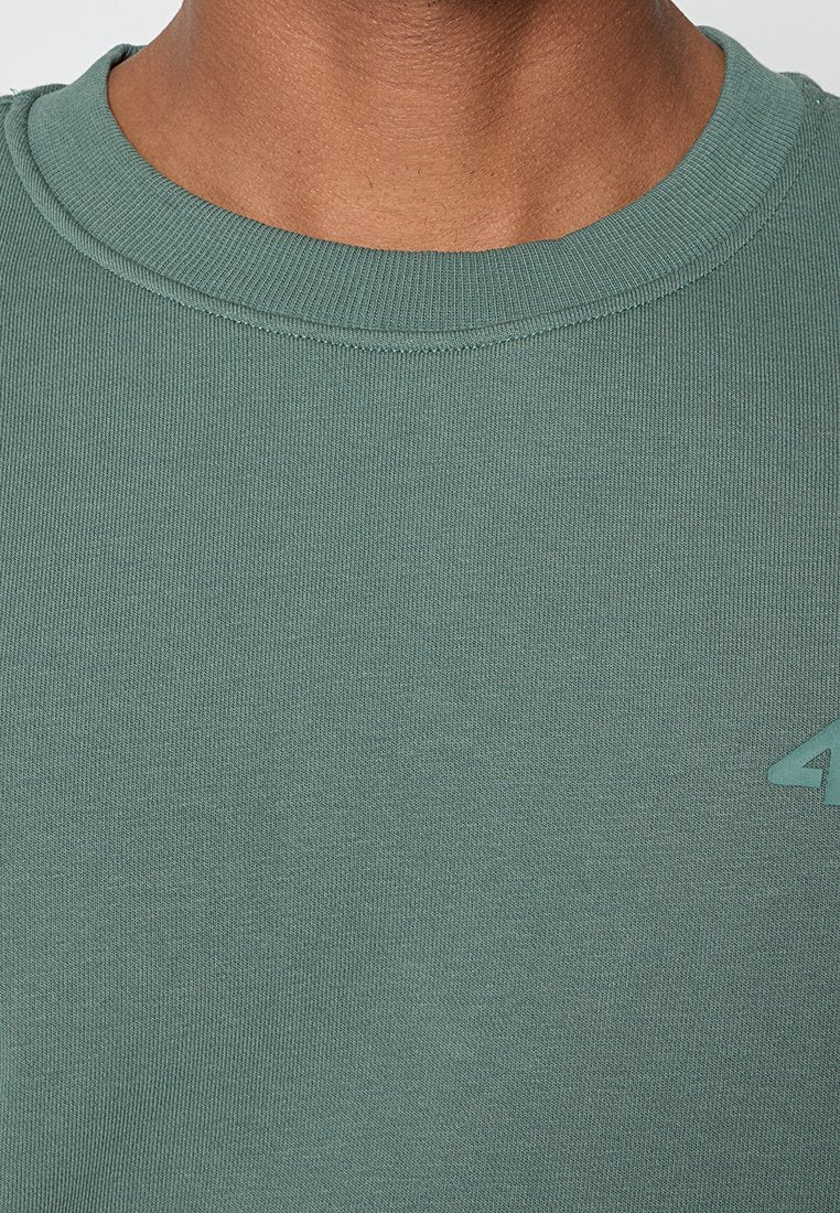 4F