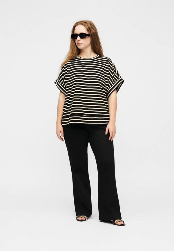 Vero Moda Curve VMCLINE CAPSLEEVE O NECK