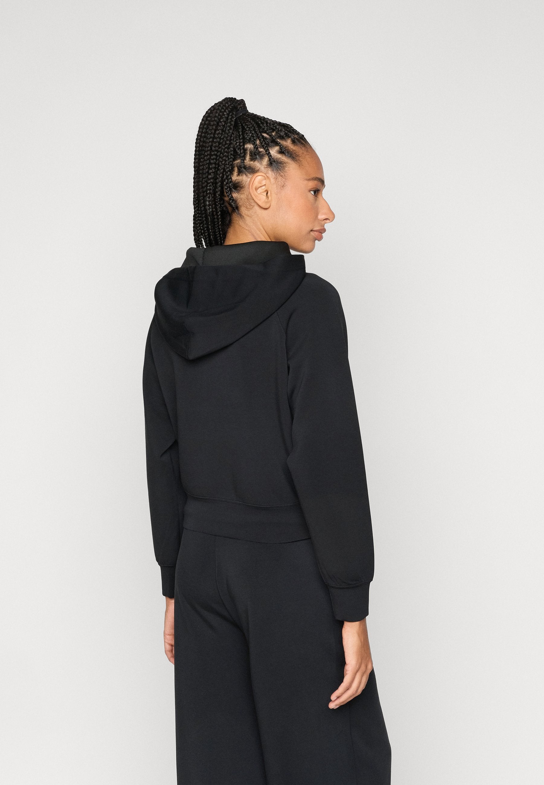 4F SWEATSHIRT