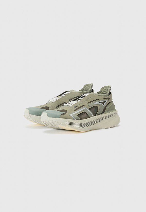 adidas by Stella McCartney ULTRABOOST 5