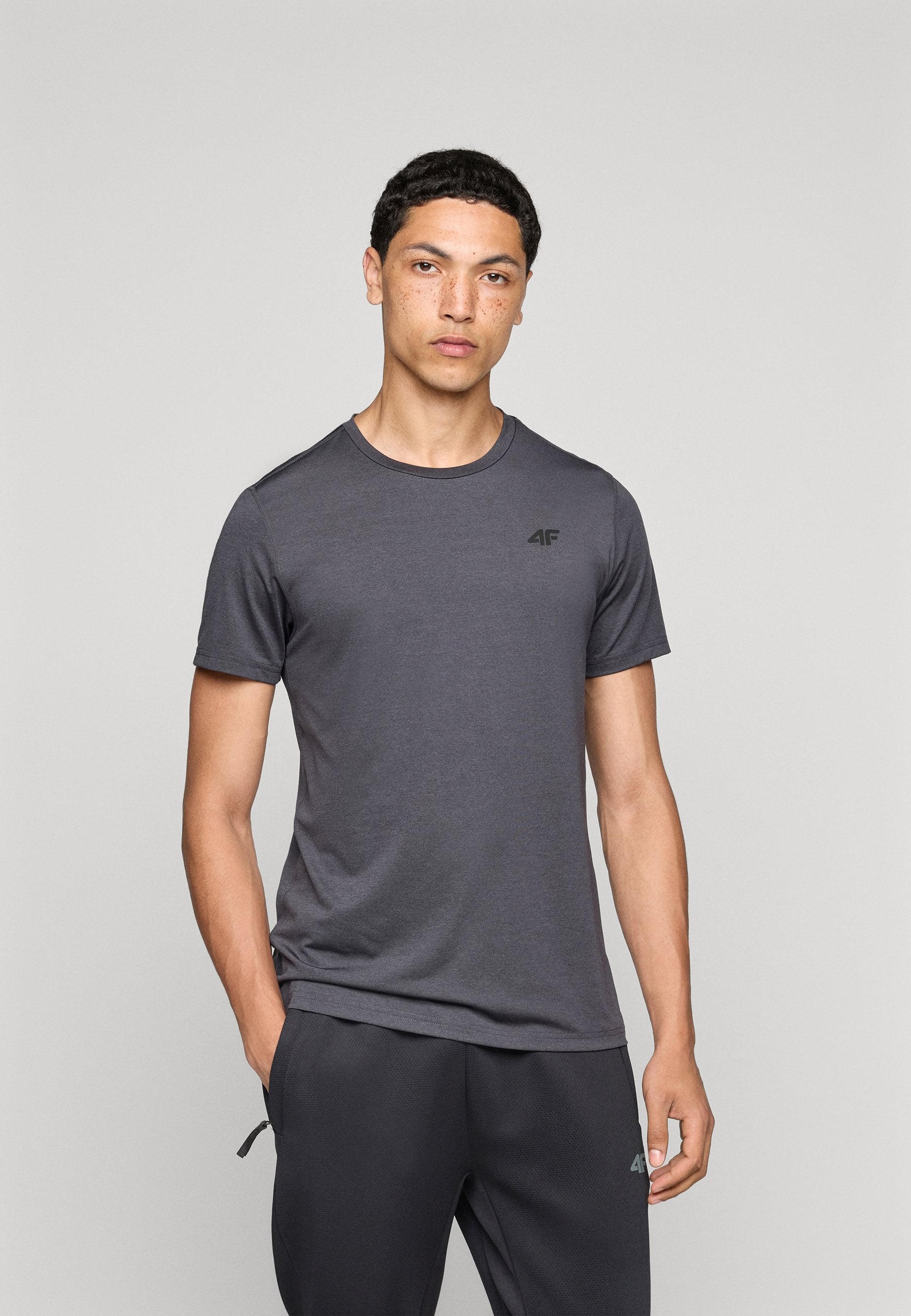 4F TSHIRT FNK