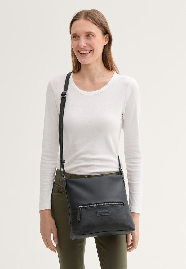 TOM TAILOR GIA CROSS BAG M - Cross body bag - schwarz black