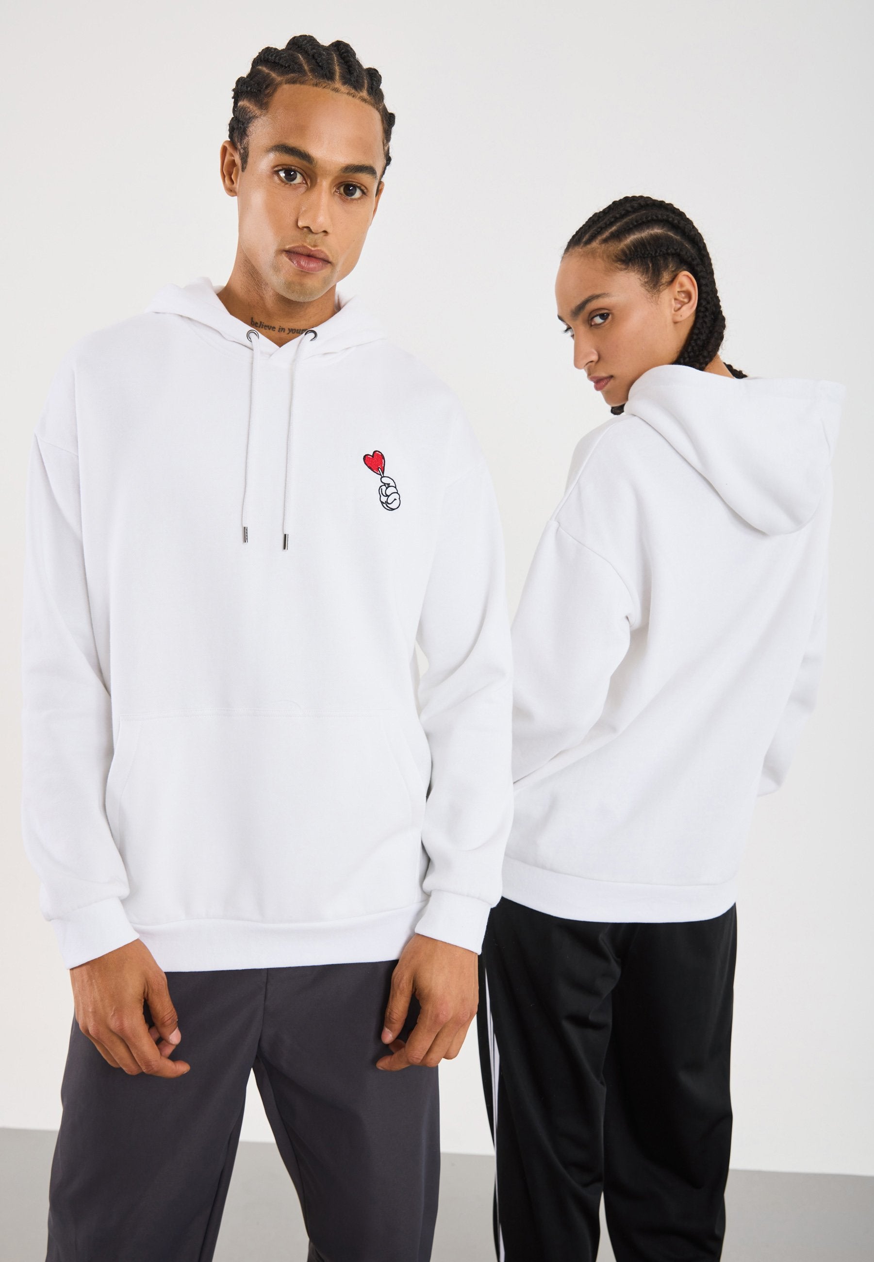 YOURTURN UNISEX RELAXED FIT HOODIE