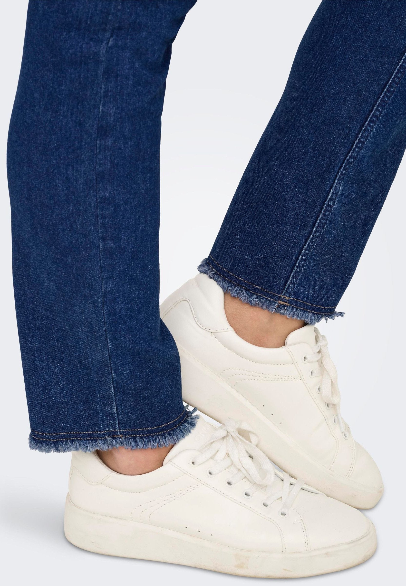 ONLY Carmakoma Skinny fit CARHUSH Mid waist Ankle length