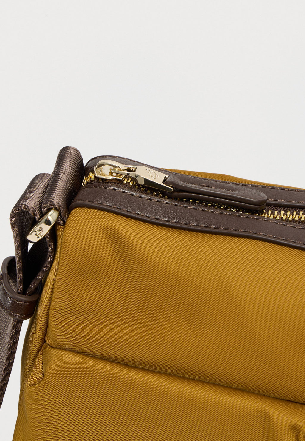 Mandarina Duck HUNTER