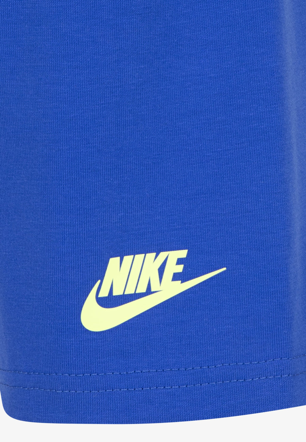 Nike Sportswear ON THE MOVE SET