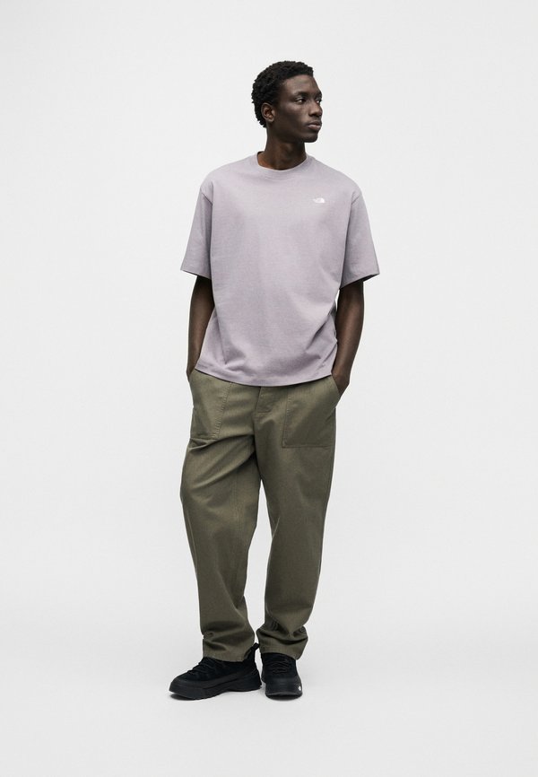The North Face ESSENTIAL SIMPLE DOME TEE