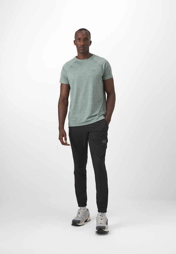 EA7 Emporio Armani VENTUS7