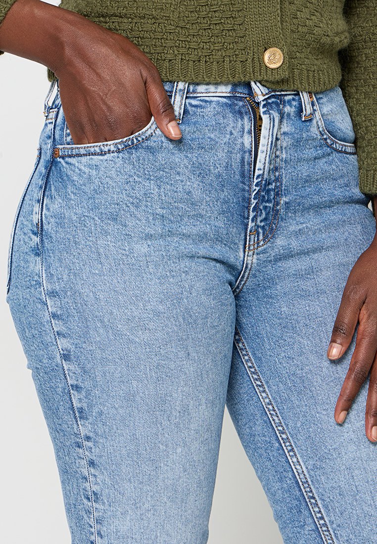 GAP V-HR 90S STRAIGHT LT BOWIE