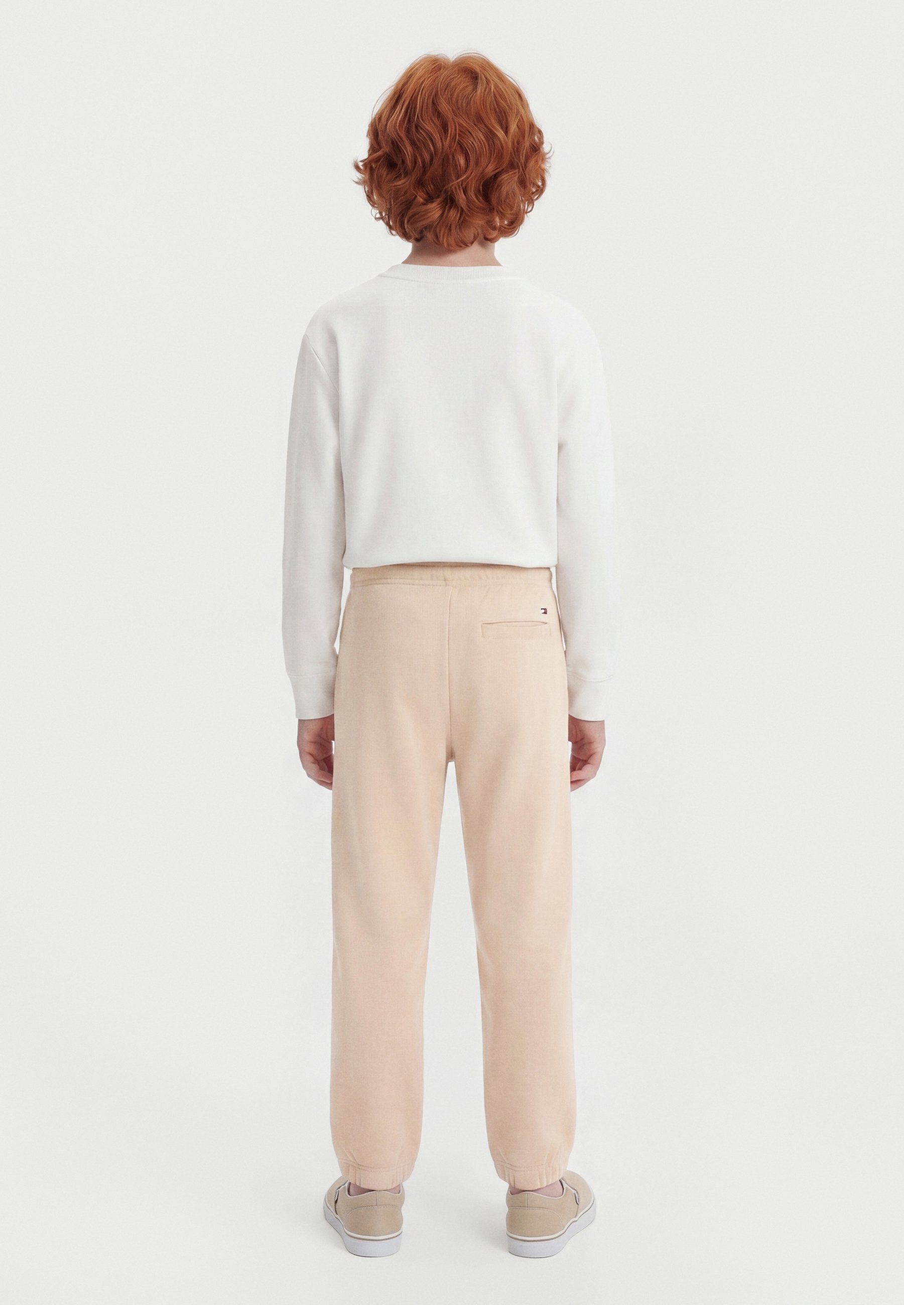 MINI CORP UNISEX Media 3