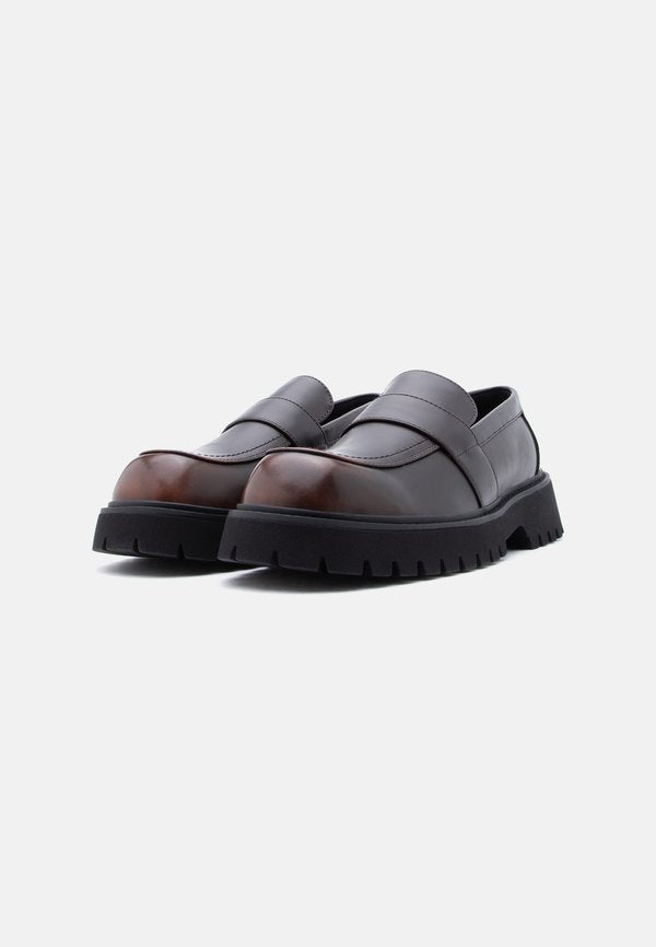 YOURTURN UNISEX
