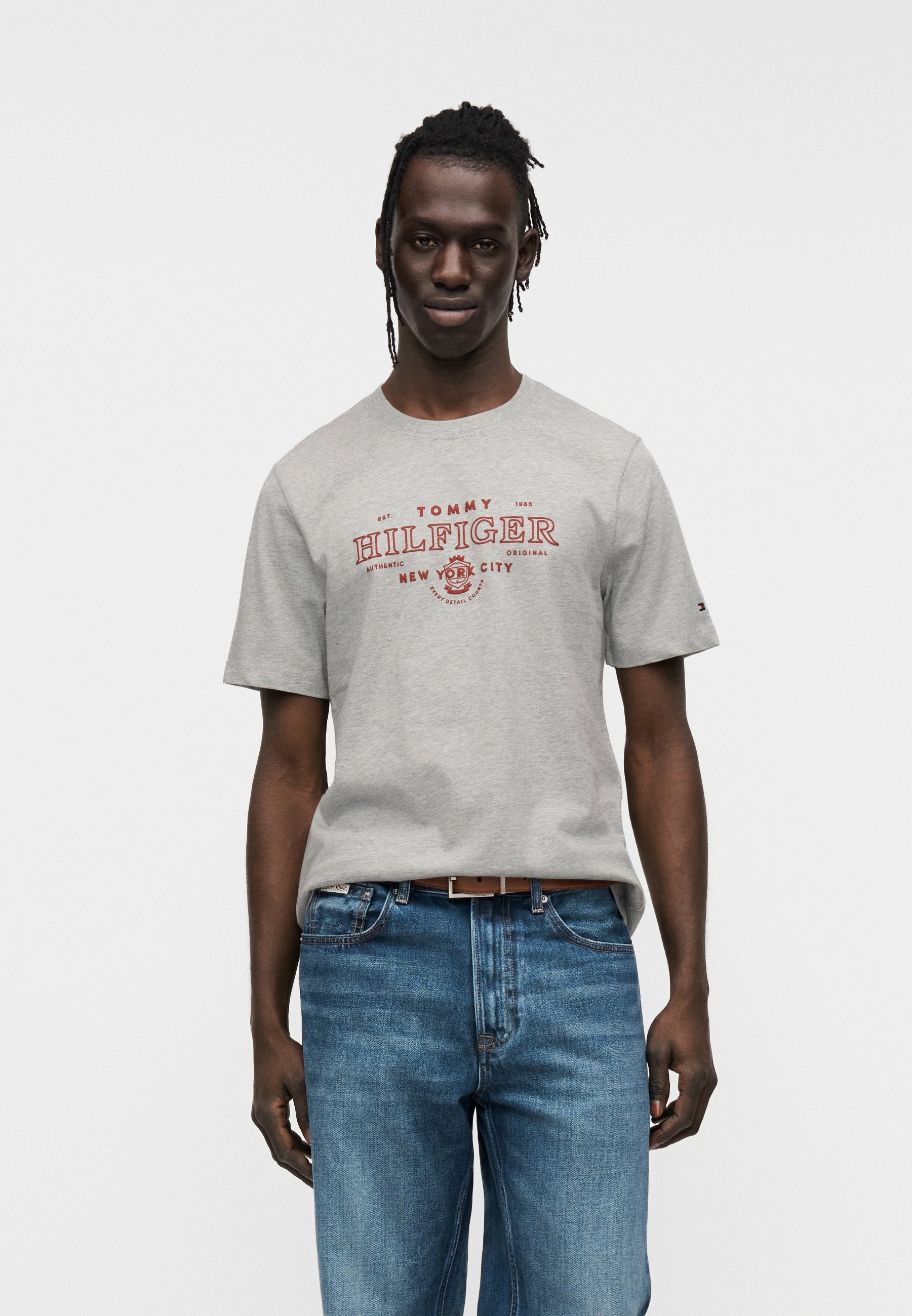HERITAGE LOGO GRAPHIC JERSEY T-SHIRT Media 3
