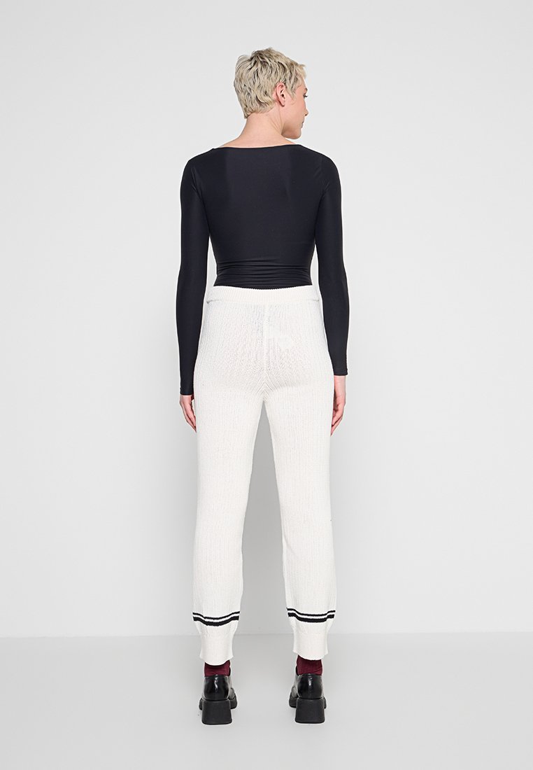 Armani Exchange Stoffhose Media 3