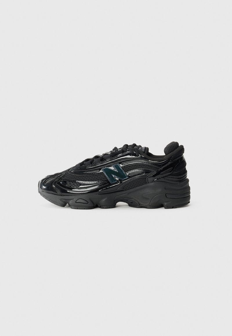 M1000 UNISEX Media 1