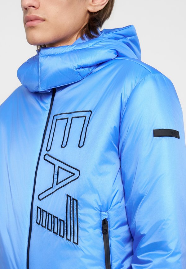 EA7 Emporio Armani